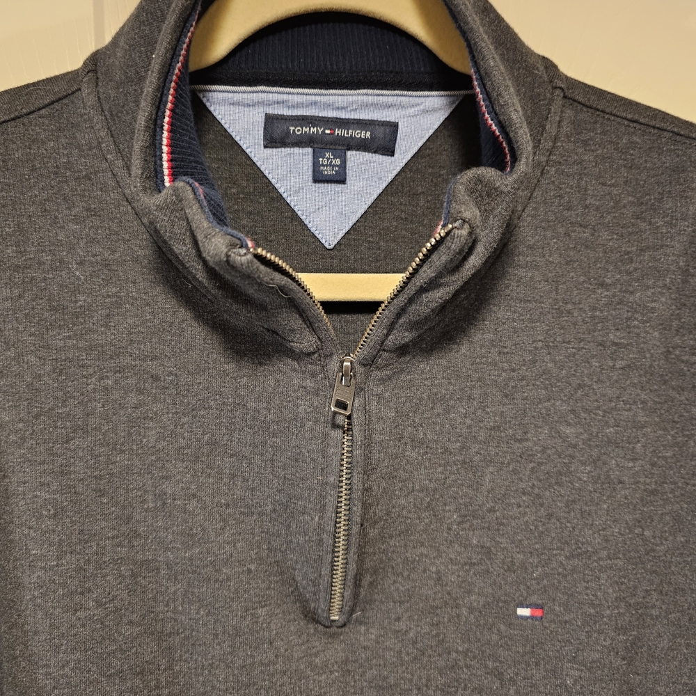 Tommy Hilfiger Men's Charcoal Grey 3/4 Zip-Up Jersey Sweater, Like New XL
